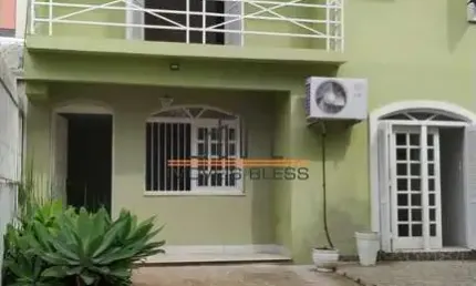 Casa com 4 quartos à venda no Centro, Canoas 