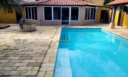Casa com 5 quartos à venda no Igara, Canoas 