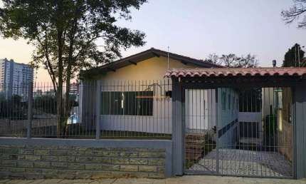 Casa com 3 quartos à venda no Centro, Esteio 