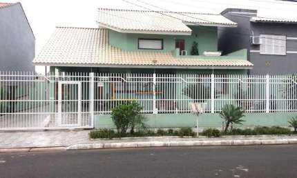 Casa com 3 quartos à venda no Igara, Canoas 