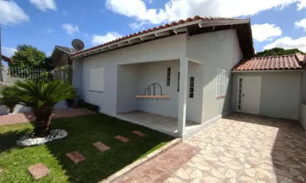 Casa 2 dormitórios com piscina no Centro de Sapucaia do Sul!