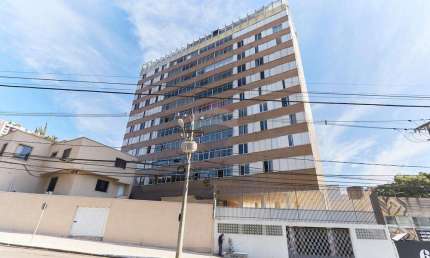 Luxo e Conforto: Apartamento no Cobiçado bairro Batel em Curitiba, estuda troca