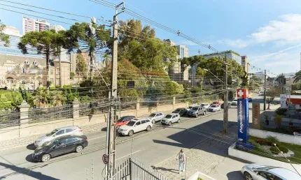 Luxo e conforto: apartamento no cobiçado bairro batel em curitiba, estuda troca