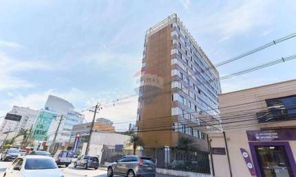 Apartamento no cobiçado bairro batel em curitiba, na frente do castelo do batel!!