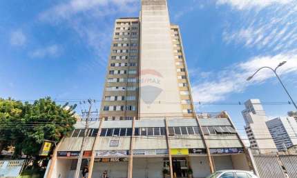 Apartamento Ideal para investidores, (alugado) no Coração de Curitiba