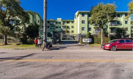 Apartamento com 3 quartos para alugar na Rua Capitão Leônidas Marques, 1999, Uberaba, Curitiba