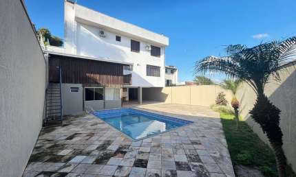 Casa com 5 quartos à venda na Rua Deputado Leoberto Leal, 600, Guabirotuba, Curitiba, 549 m2 por R$ 2.390.000