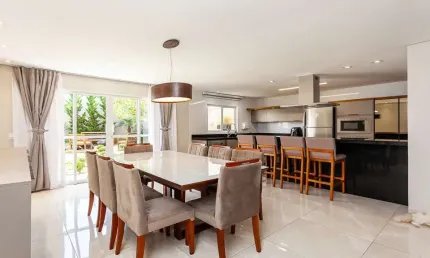 Casa em condomínio fechado com 4 quartos à venda na Rua João Casagrande, 214, Cidade Industrial, Curitiba, 243 m2 por R$ 1.939.000