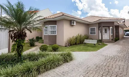 Casa com 3 quartos à venda na rua doutor arielly soares da silva, 112, boqueirão, curitiba, 346 m2 por r$ 1.900.000