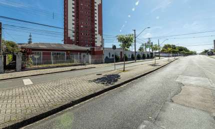 Terreno à venda na Avenida Paraná, 2051, Boa Vista, Curitiba por R$ 1.380.000