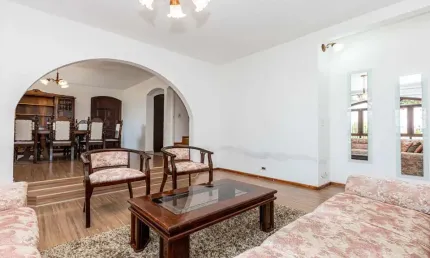 Casa com 4 quartos à venda na Rua Djalma Ferreira Maciel, 712, Lindóia, Curitiba, 430 m2 por R$ 1.350.000