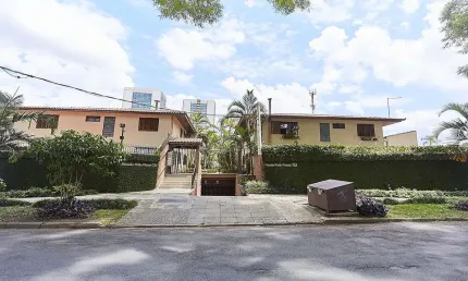 Casa com 3 quartos à venda na rua fernando amaro, 732, alto da rua xv, curitiba, 85 m2 por r$ 890.000