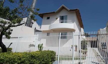 Casa com 3 quartos à venda na Rua Doutor Manoel Magalhães de Abreu, 319, Uberaba, Curitiba, 78 m2 por R$ 550.000