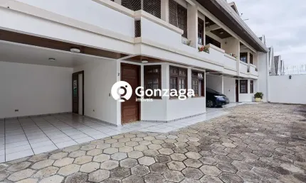 Casa com 3 quartos à venda na Rua Montese, 230, Parolin, Curitiba, 135 m2 por R$ 550.000