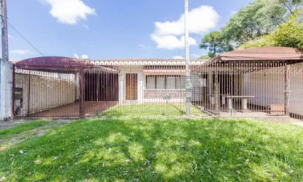 Casa com 3 quartos à venda na Rua Aviador Vicente Wolski, 163, Bacacheri, Curitiba, 212 m2 por R$ 1.100.000