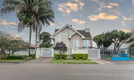Casa com 3 quartos à venda no hauer, curitiba , 167 m2 por r$ 700.000