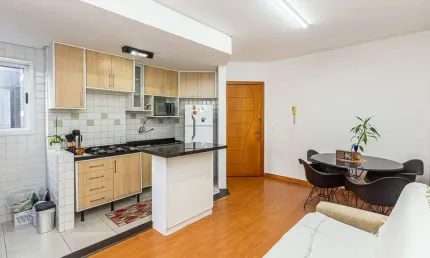 Kitnet / Stúdio à venda na Rua Vinte e Quatro de Maio, 411, Rebouças, Curitiba, 37 m2 por R$ 273.000