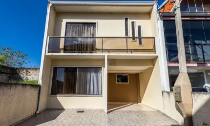Casa com 3 quartos à venda na Rua João Casagrande, 332, Cidade Industrial, Curitiba, 108 m2 por R$ 590.000