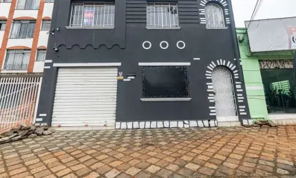 Casa com 3 quartos à venda no Centro, Curitiba , 241 m2 por R$ 1.000.000
