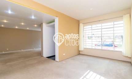 Casa comercial para alugar na Rua Ivo Leão, 548, Alto da Glória, Curitiba por R$ 8.290