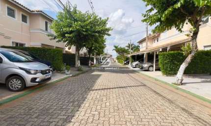 Casa de condomínio com 3 quartos no bairro Jardim Simus em Soorcaba/SP.