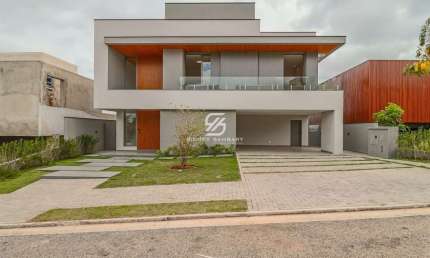 Casa recém construída com 5 suítes no Alphaville Nova esplanada 2