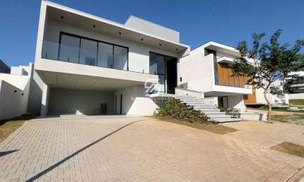 Casa no condomínio Alphaville Nova Esplanada, localizada na cidade de Votorantim
