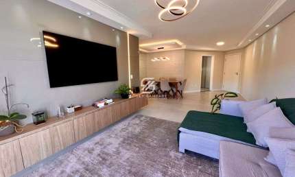 Apartamento espaçoso com 3 quartos, 118m², reformado no Jardim Emília.