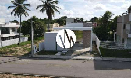 Casa no Condomínio Vila Flor térrea com 159m2 sendo 3 suítes em Pium.