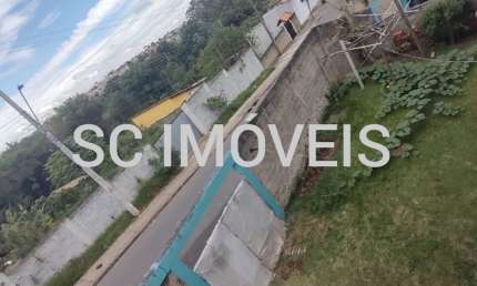 Este sobrado localizado no bairro Pousada do Vale  R$630.000,00