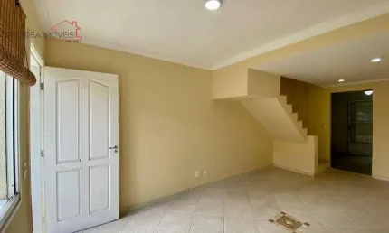Sobrado em condomínio fechado | 3 quarto sendo 1 suíte master | 2 vagas | Lazer completo | Vila Caraguatá | Agende a sua visita