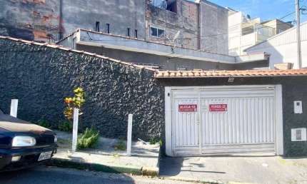 Casa 2 quartos 4 vagas Jardim Maria Estela | Av. Padre Arlindo | Quintal e churrasqueira | ótima localização |Agende a sua visita