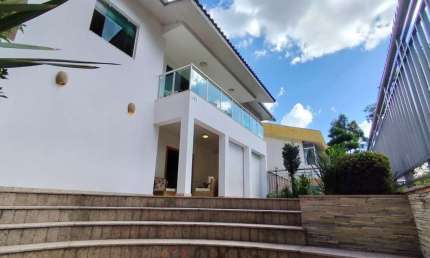 Casa Alto Padrão -  4 suítes - Mangabeiras - Abaixo do Valor