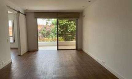Apartamento para venda tem 150 metros quadrados com 4 quartos