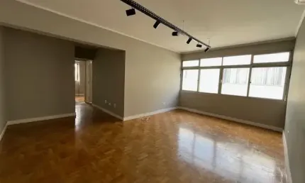 Confortável Apartamento de 2 Quartos no Coração do Itaim Bibi, Pronto para Morar!