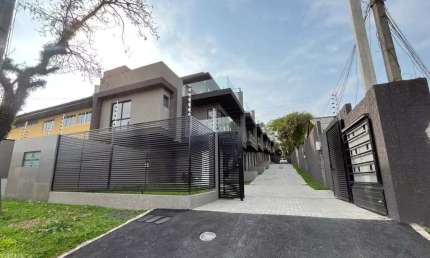 Sobrado com 3 quartos  à venda, 118.00 m2 por R$699000.00  - Boqueirao - Curitiba/PR