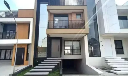Casa Residencial com 3 quartos  à venda, 217.08 m2 por R$1650000.00  - Pinheirinho - Curitiba/PR