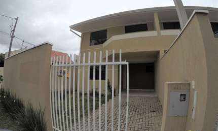 Sobrado com 3 quartos  à venda, 82.09 m2 por R$365000.00  - Alto Boqueirao - Curitiba/PR