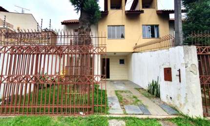 Sobrado com 3 quartos  para alugar, 100.00 m2 por R$2800.00  - Boqueirao - Curitiba/PR