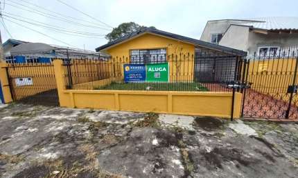 Casa Residencial com 3 quartos  para alugar, 170.00 m2 por R$3800.00  - Boqueirao - Curitiba/PR