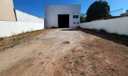 Barracão para alugar, 400.00 m2 por r$9000.00  - boqueirao - curitiba/pr