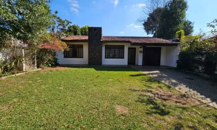 Casa residencial com 4 quartos  para alugar, 215.00 m2 por r$4500.00  - hauer - curitiba/pr