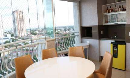 pertinho do Shopping Goiabeiras esse apto além de estar mobiliado tem uma excelente localização. Sua Família merece conforto e bem estar!