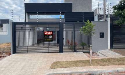 Casa com 3 quartos à venda na Avenida Jinroku Kubota, Maringá - Pr, Brasil, Bom Jardim, Maringá