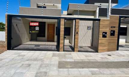 Vende-se Linda Casa Moderna no Bom Jardim em Maringá