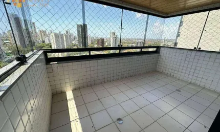 4 quartos, 2 suítes, 3 vagas, próximo da Praça de casa Forte