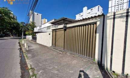 CASA NO PARNAMIRIM EM RUA MOVIMENTADA, IDEAL PARA SEU NEGÓCIO