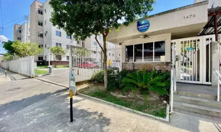 Apartamento para Venda em Nova Iguaçu, Cerâmica, 2 dormitórios, 1 banheiro, 1 vaga