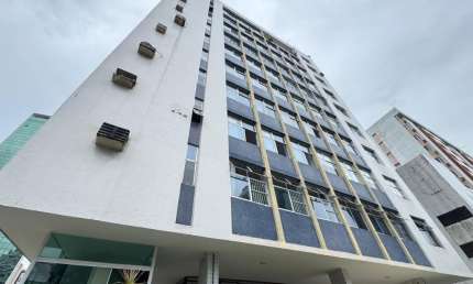 Apartamento à venda em Boa Viagem com 3 quartos - 430.000
