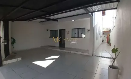 Casa com 3 quartos à venda no Wanel Ville, Sorocaba  por R$ 600.000